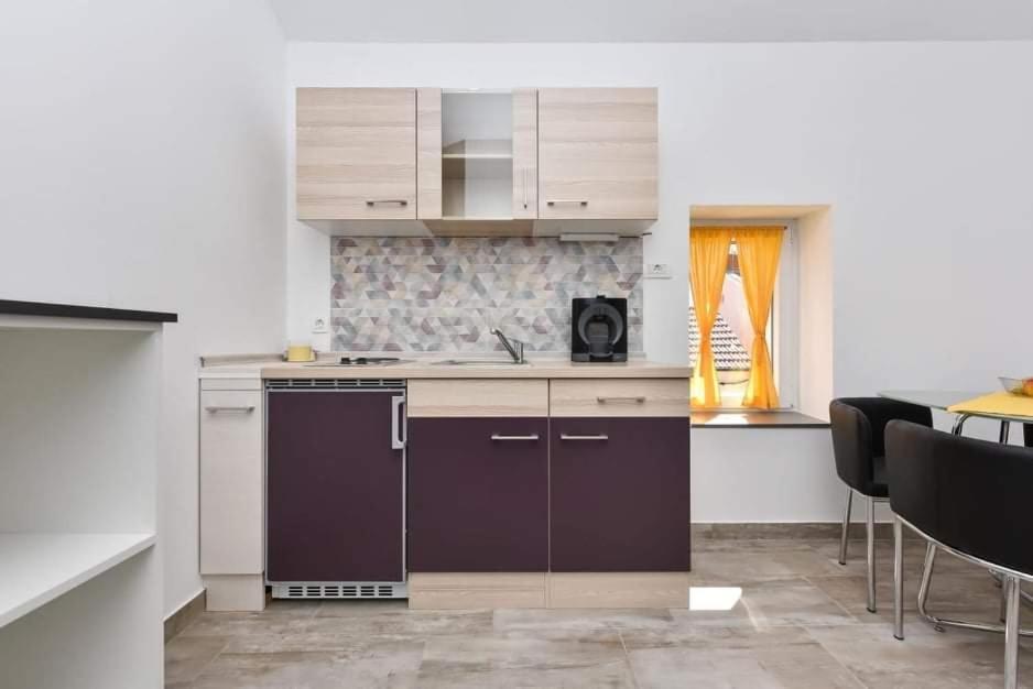 Ferienwohnung Kuca Za Odmor Megi Posedarje Exterior foto