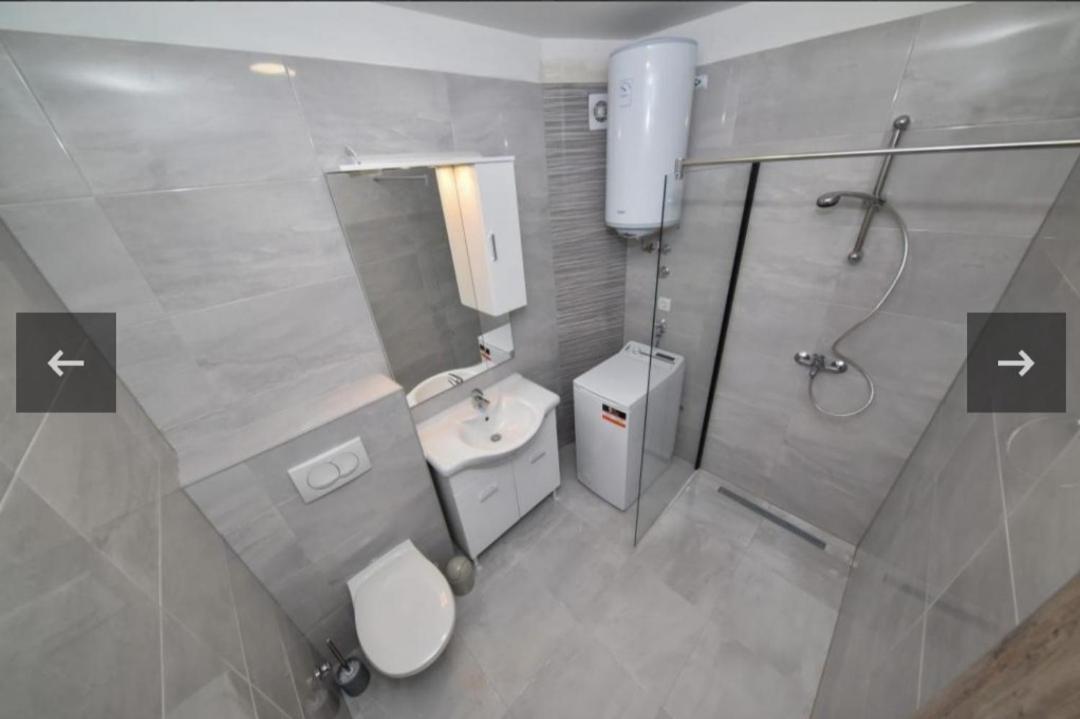 Ferienwohnung Kuca Za Odmor Megi Posedarje Exterior foto