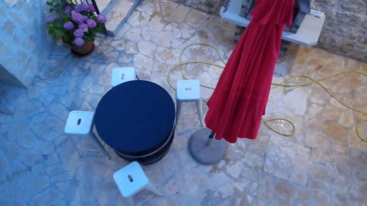 Ferienwohnung Kuca Za Odmor Megi Posedarje Exterior foto